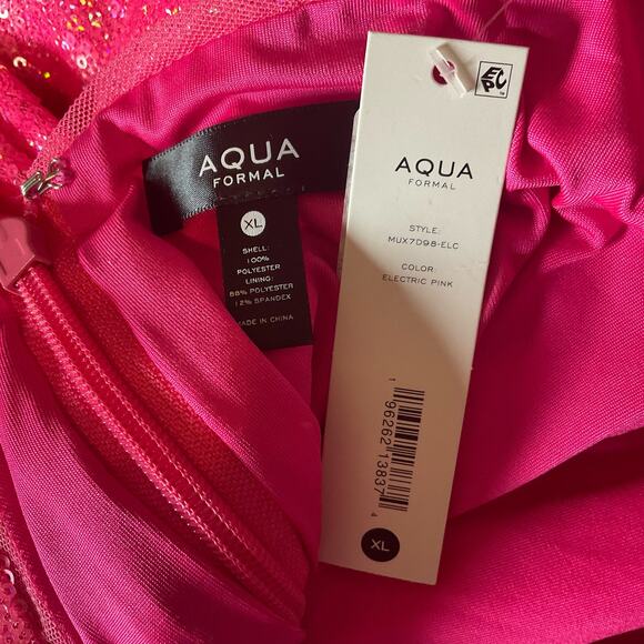 Pink Sequined Backless Evening Gown Size 18 Sleeveless Thigh Slit Formal by AQUA - Picture 8 of 11